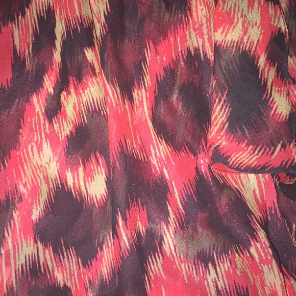 Short dress - Picture 2 of 3